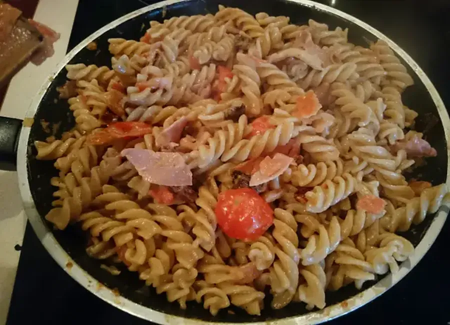 Pâtes à la tomate séchée