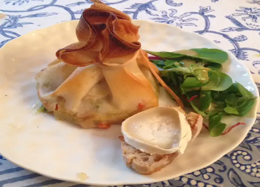 Bricks aux courgettes, poitrine fumée et chèvre