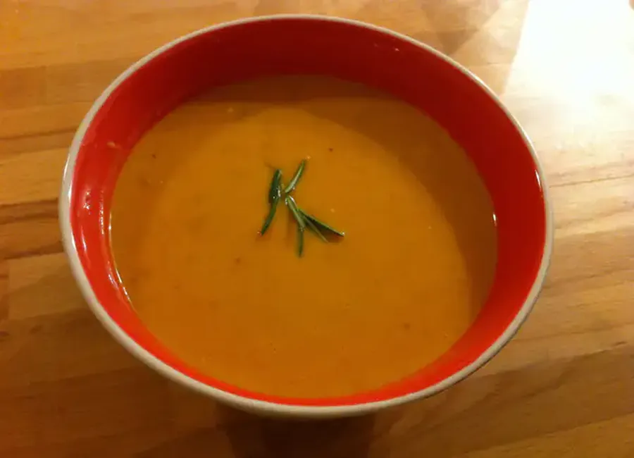Velouté de butternut et lentilles vertes