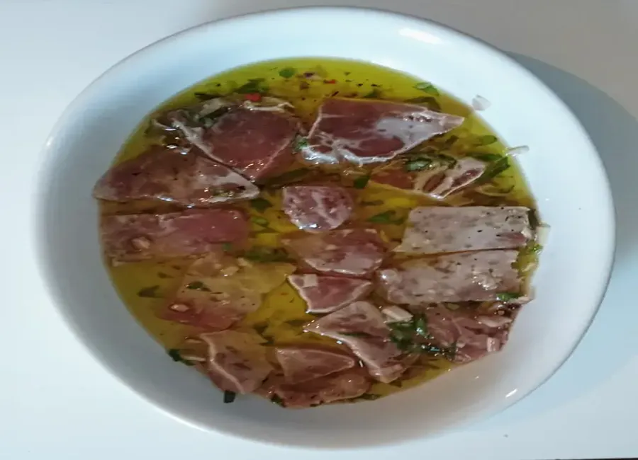 Carpaccio de thon au basilic et citron