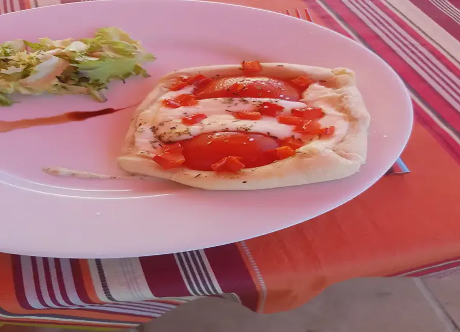 Feuilletés tomate et mozzarella
