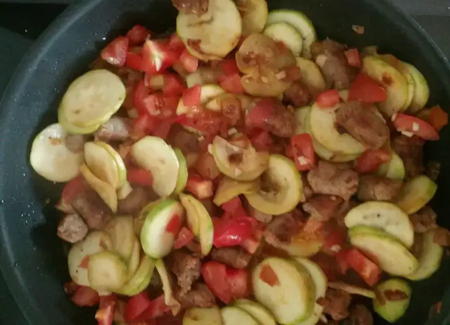 Ratatouille aux saucisses