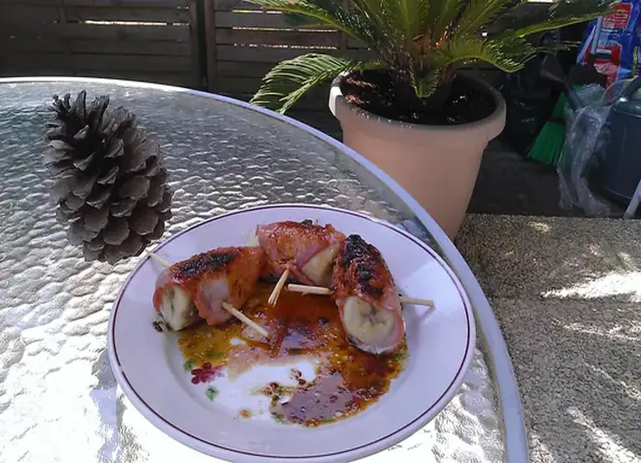 Bacon de la puce (banane-bacon-miel)