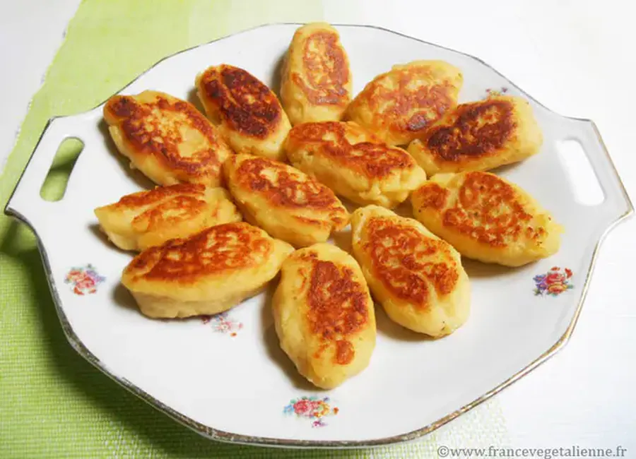 Quenelle de pomme de terre (ou floutes)