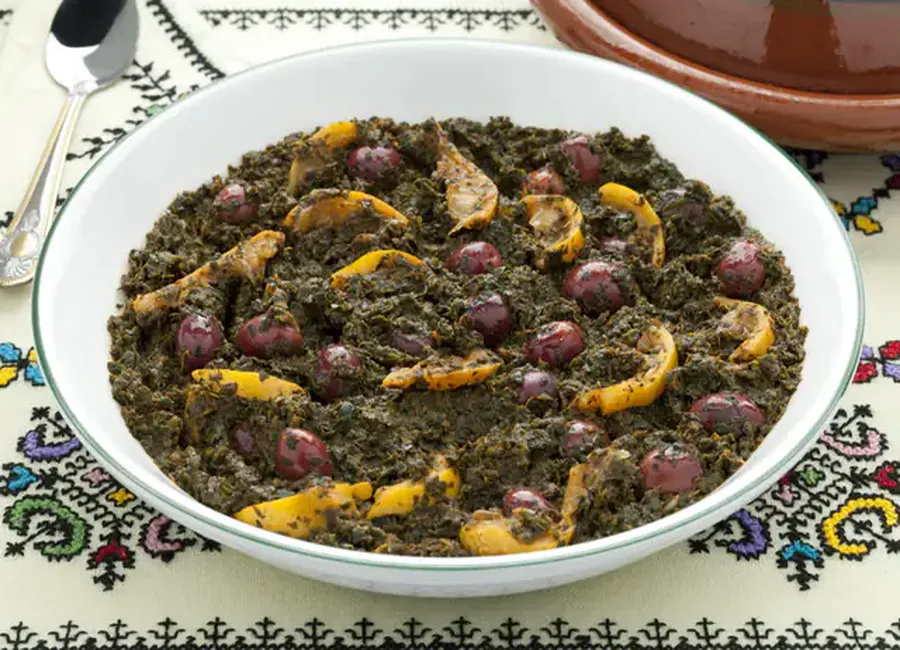 Epinards aux olives et citron confit
