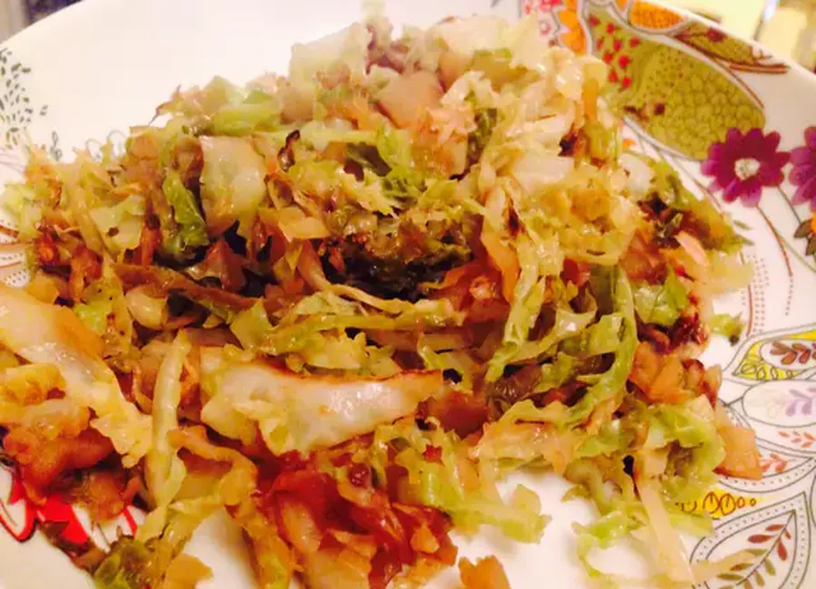 Fricassée de choux vert et pomme