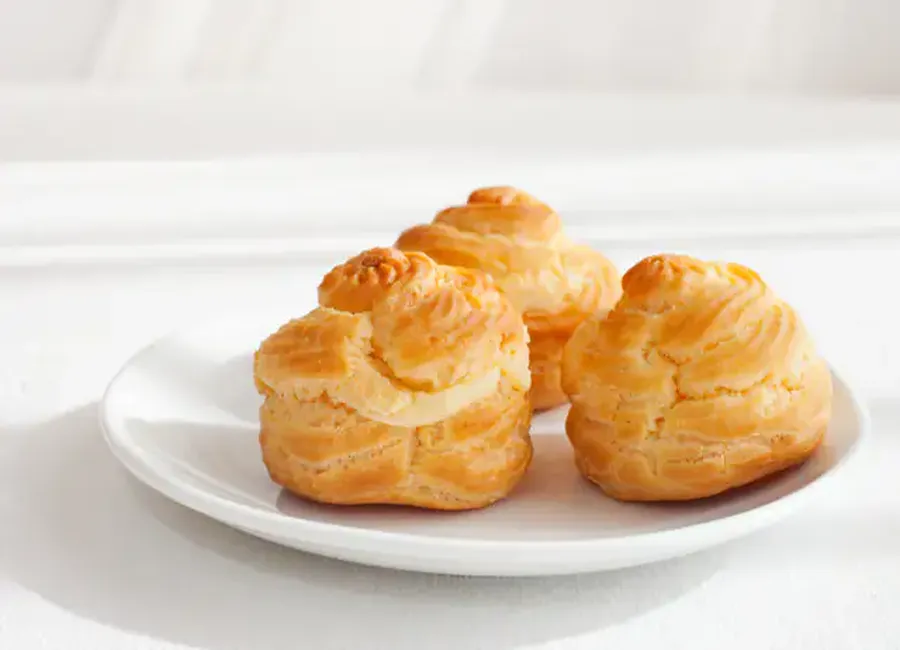 Choux fourrés à la crème façon grand-mère