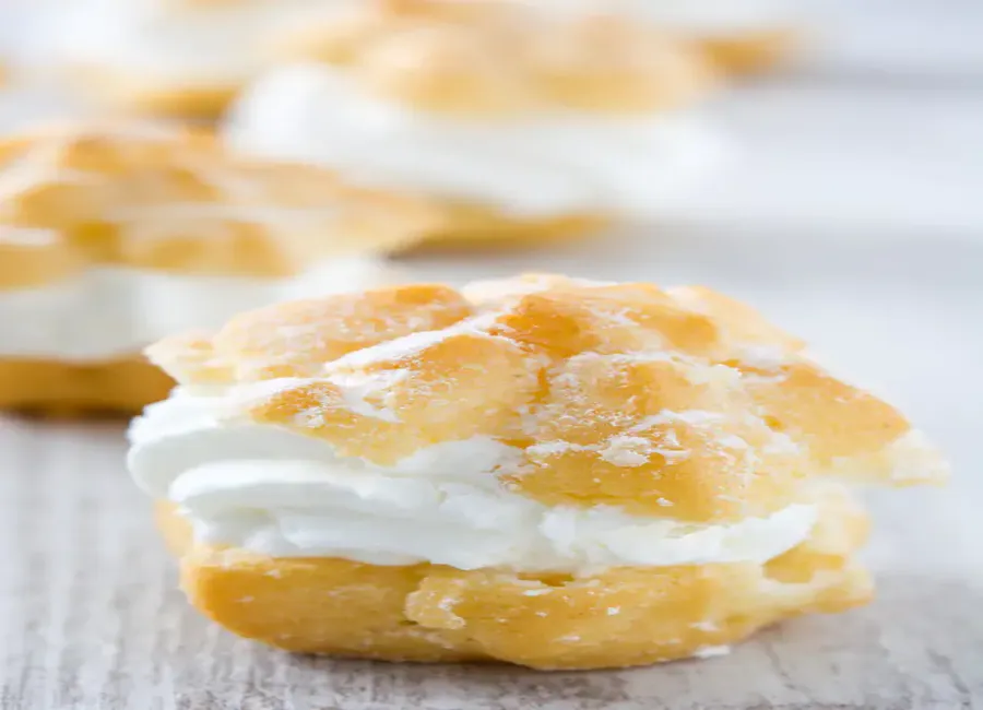 Choux à la crème vanille