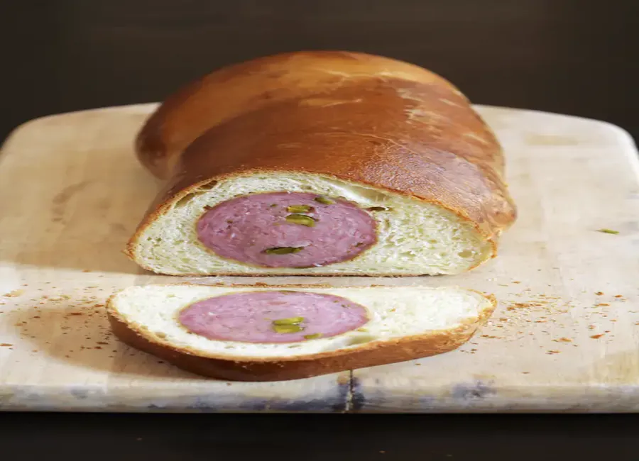 Saucisson en brioche