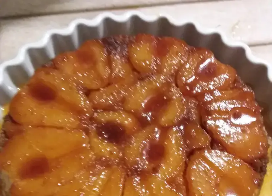 Gâteau de poires façon baba au rhum