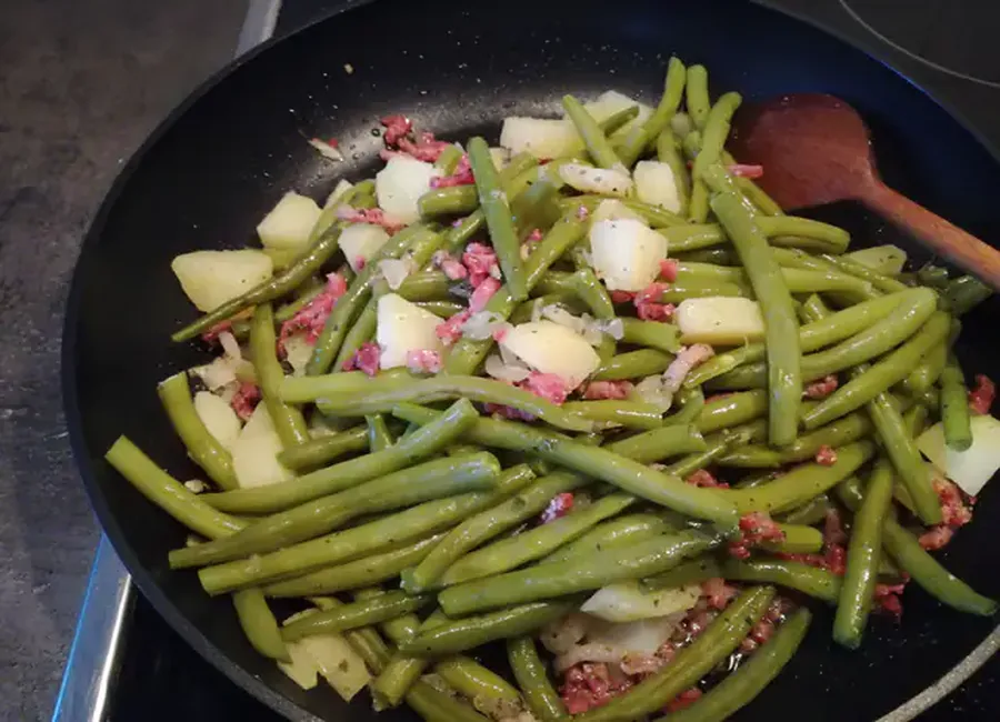 Poêlée campagnarde aux haricots