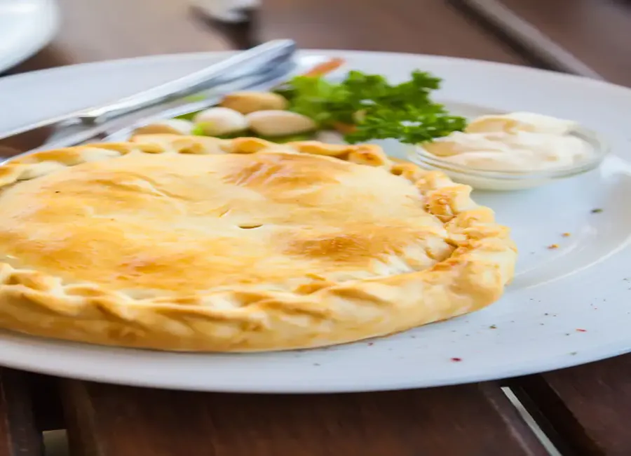 Tourte au comté et à la ventrèche