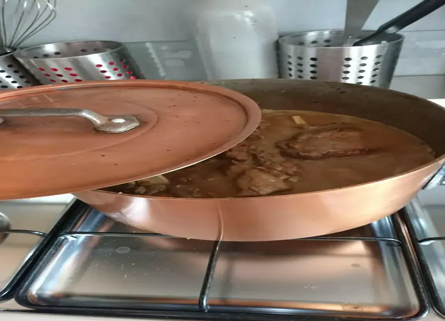 Civet de sanglier (sans marinade, ni vin)