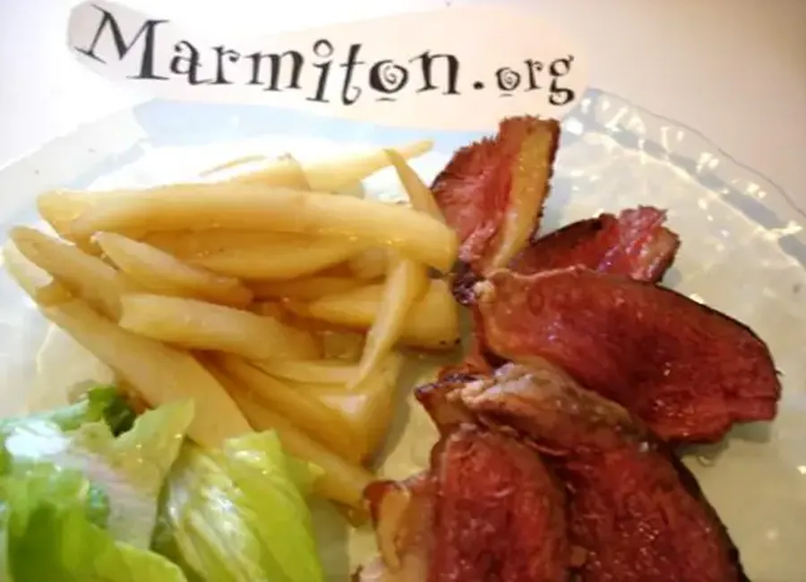 Magret de canard au miel et au citron et sa fondue de navets