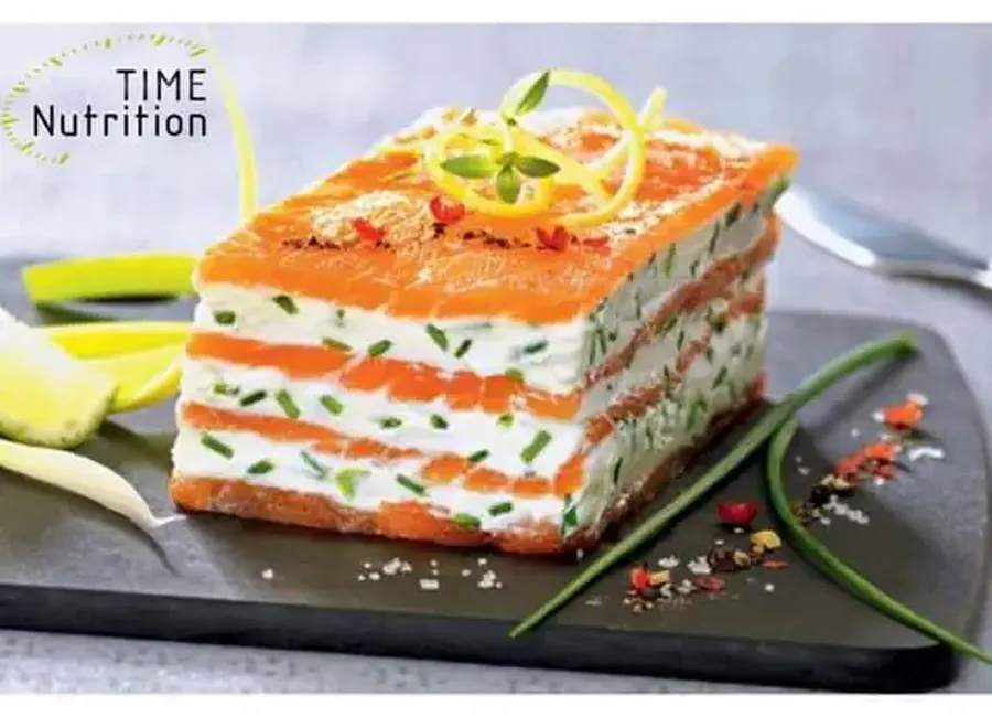 Mille-feuille de saumon fumé au mascarpone citronné