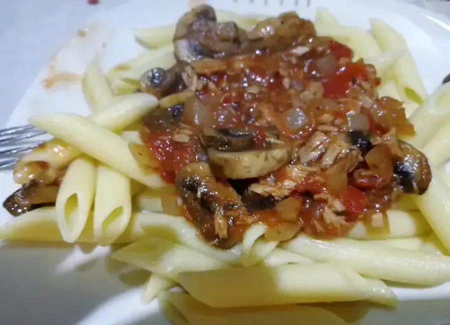 Sauce au thon et champignons