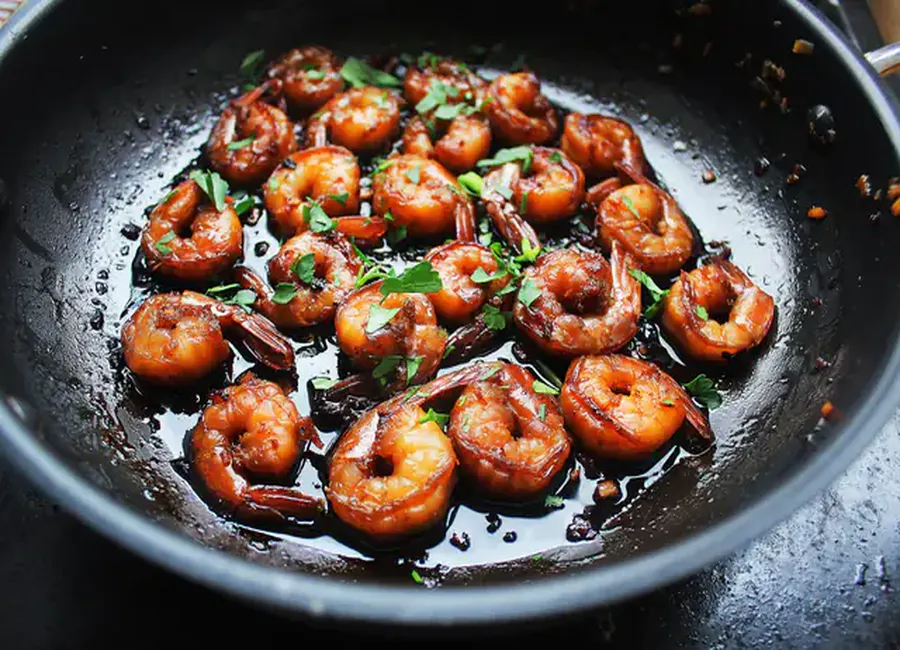 Crevettes à l'ail et gingembre vite préparées