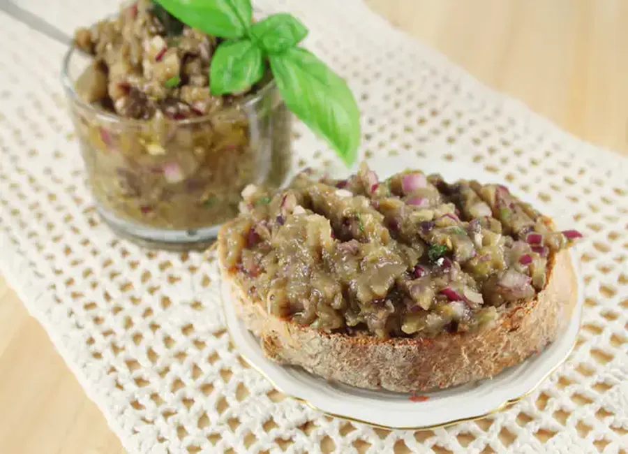Caviar d'aubergines et olives