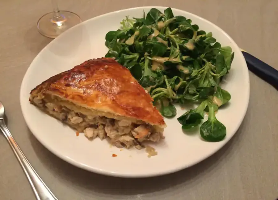 Tourte poulet champignons et comté