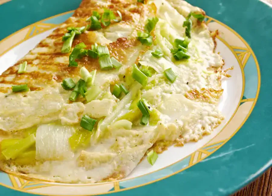 Omelette carottes, poireaux et paprika