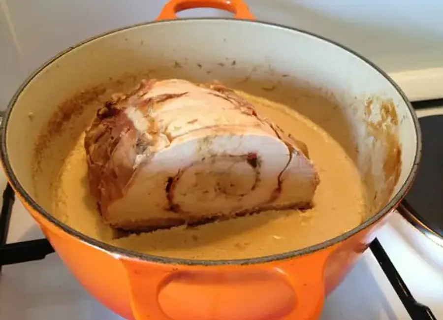 Roulé de dinde épicé au lomo et comté