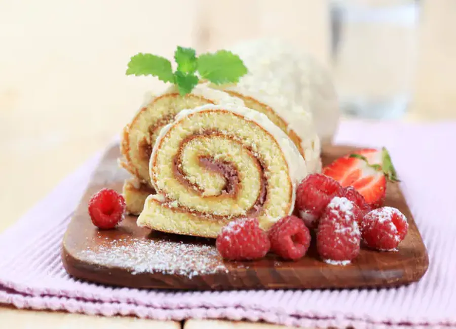 Biscuit roulé à la confiture (rapide)