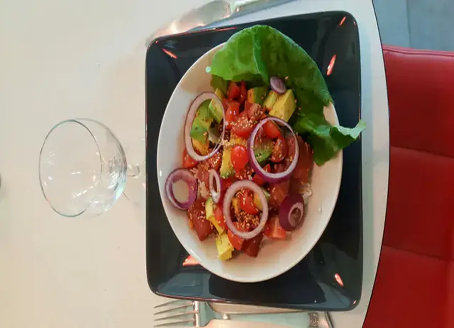 Poisson cru mariné aux épices