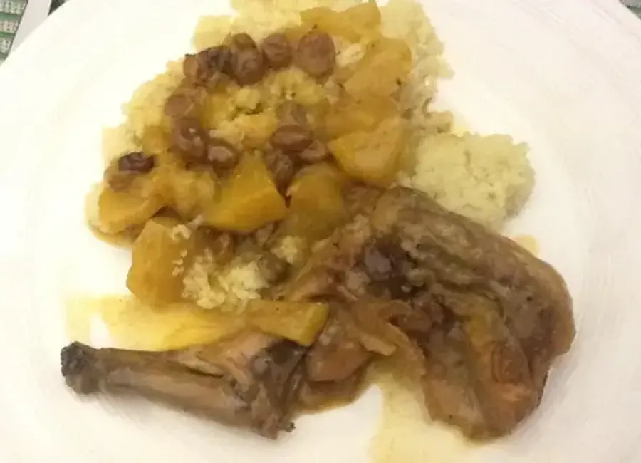 Lapin façon "tajine" aux fruits secs