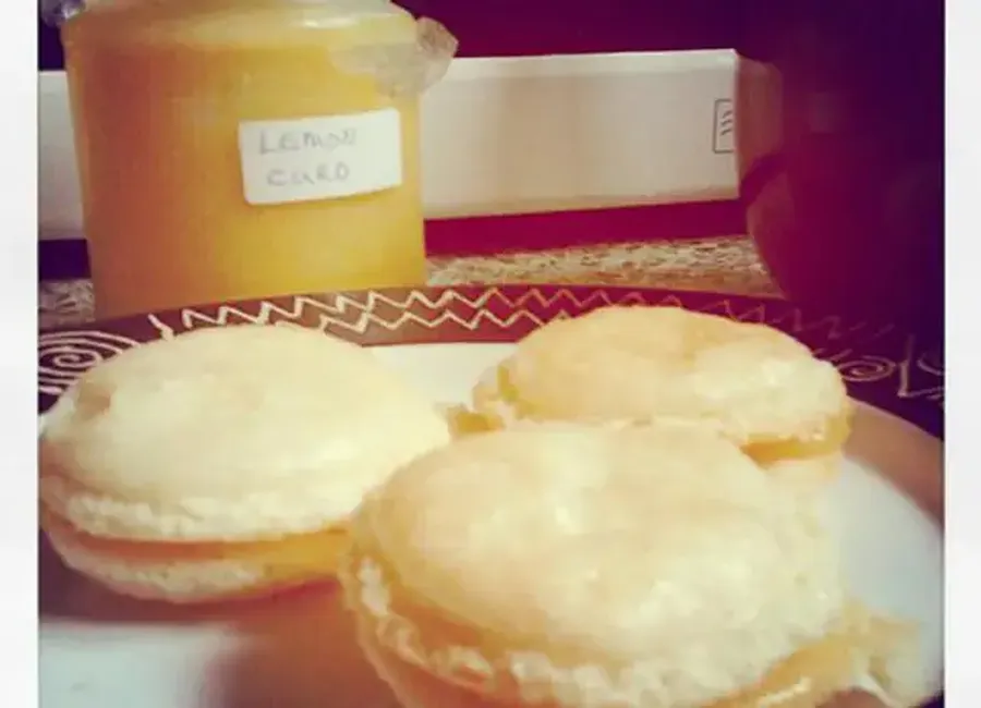 Macarons au citron et ganache au citron, chocolat blanc