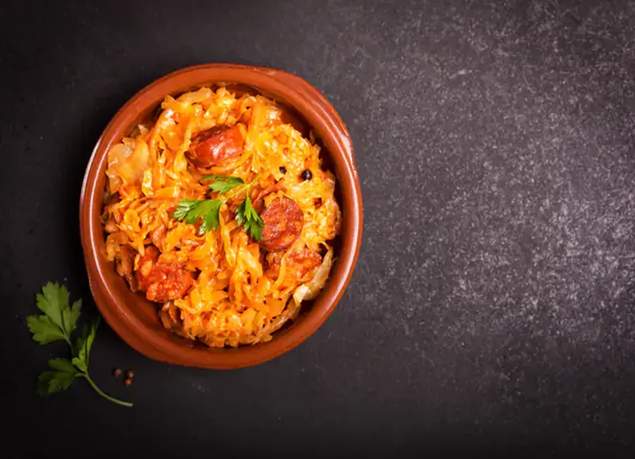 Bigos (choucroute polonaise au paprika)