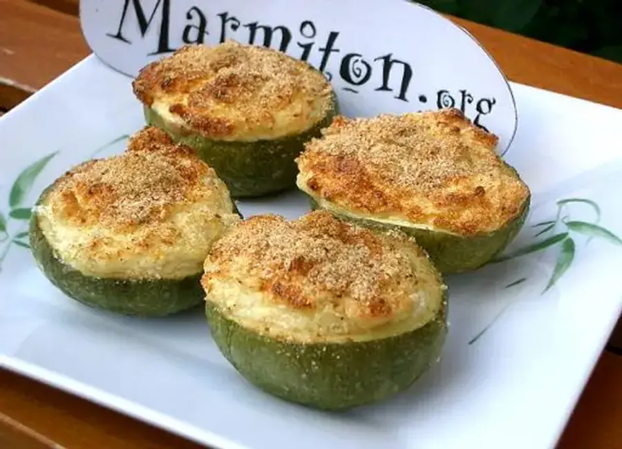 Gratin de courgettes farcies au fromage blanc