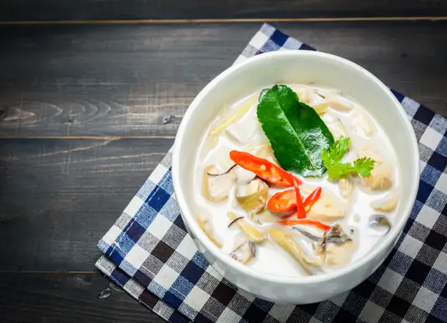 Soupe poulet champignon bambou (la spcb)