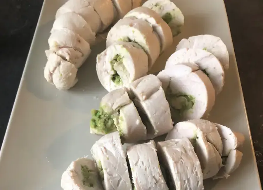 Ballotin de poulet à l'avocat