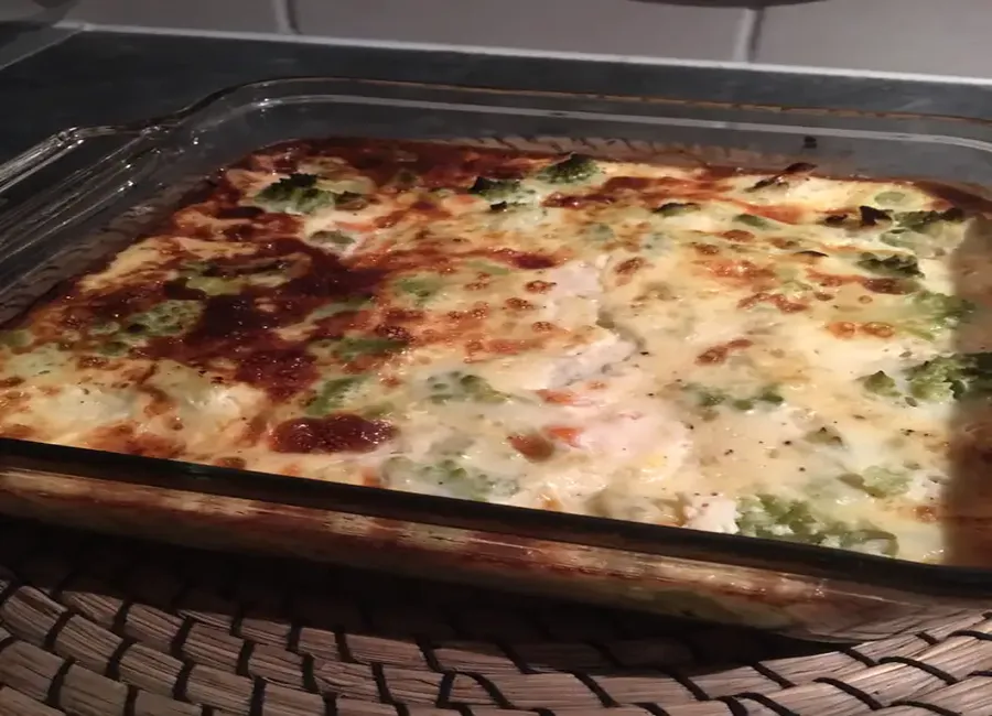 Quiche sans pâte au saumon et chou romanesco