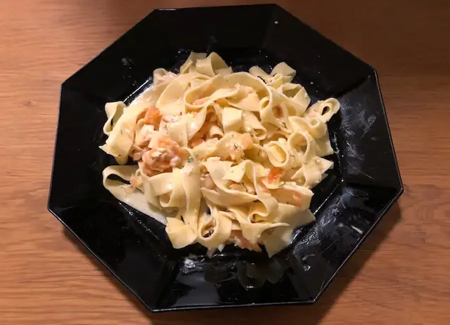 Tagliatelles (ou autres pâtes) carbonara de saumon