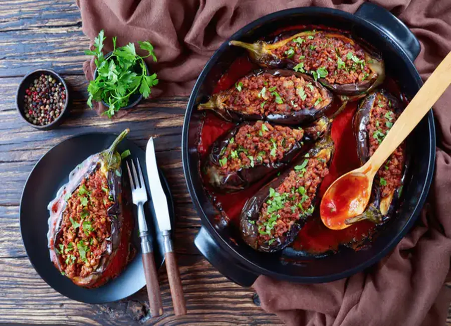 Aubergines farcies à la crétoise