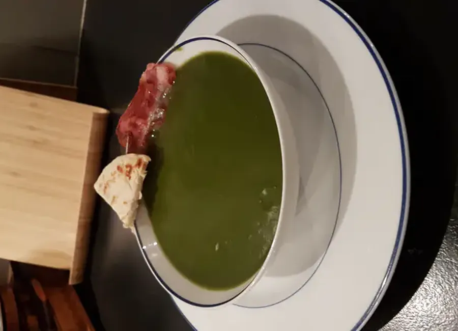 Soupe aux épinards et patate douce
