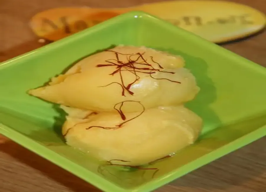 Glace au safran