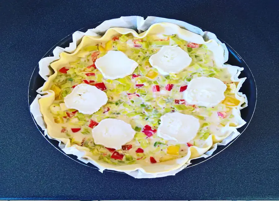 Tarte colorée poireaux-poivrons