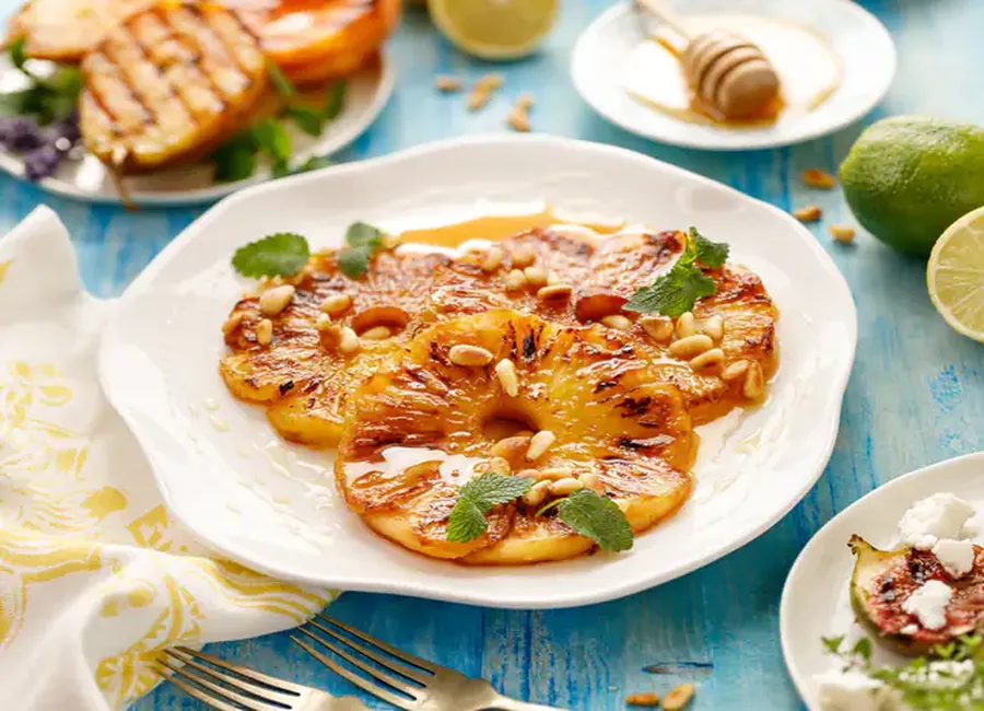 Ananas rôtis au miel