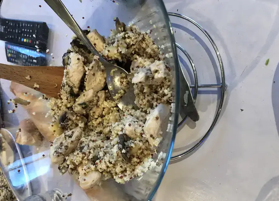 Quinoa au poulet et champignon