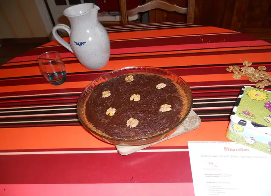 Gâteau aux noix de julie, nappage chocolat