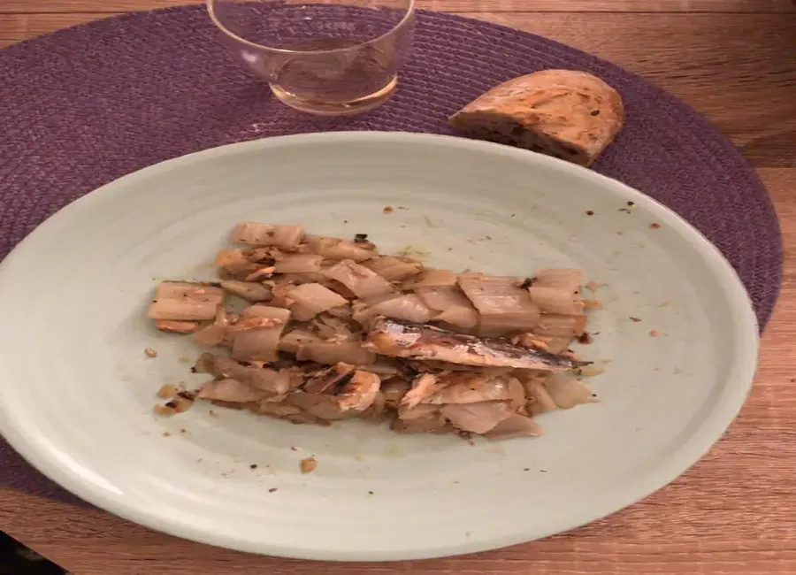 Blettes à l'ail et aux anchois