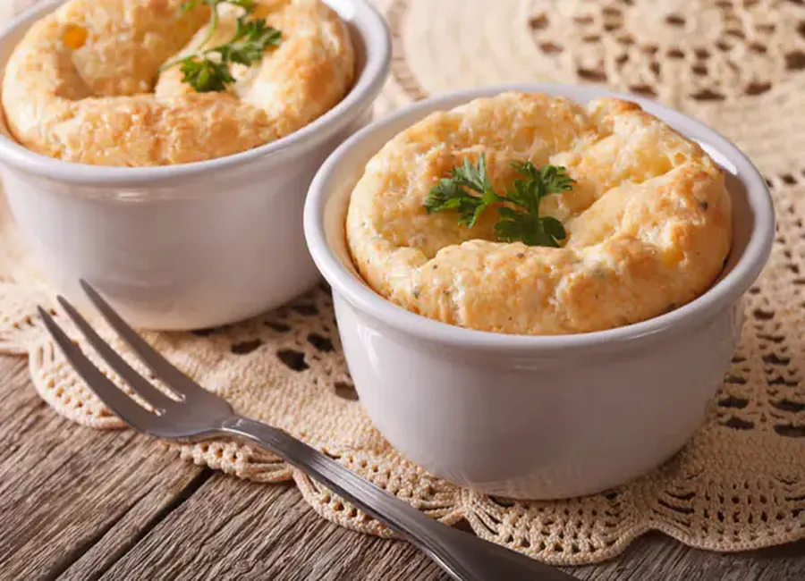 Petits soufflés au roquefort
