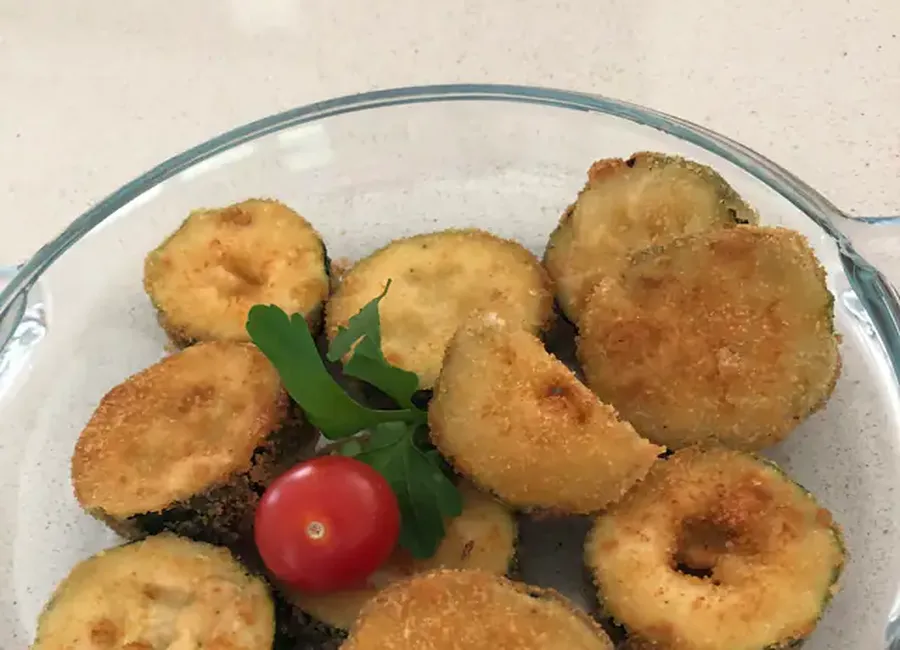 Courgettes frites au beurre d'ail