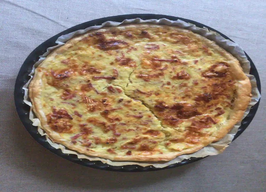 Tarte oignons et camembert