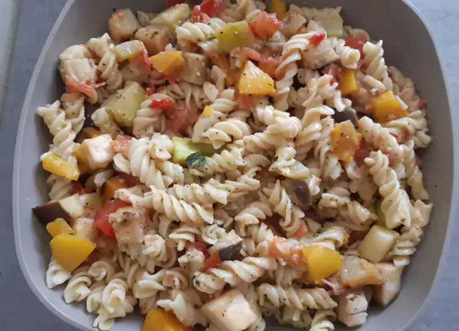 Salade de pâtes aux légumes du sud, sauce pistou