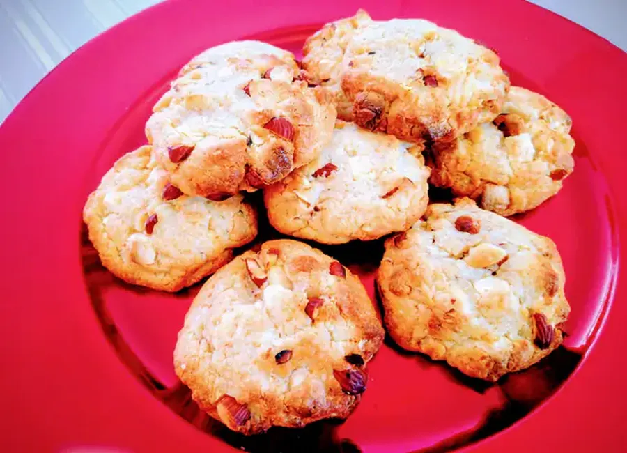 Cookies au chocolat blanc, amandes et noix de coco