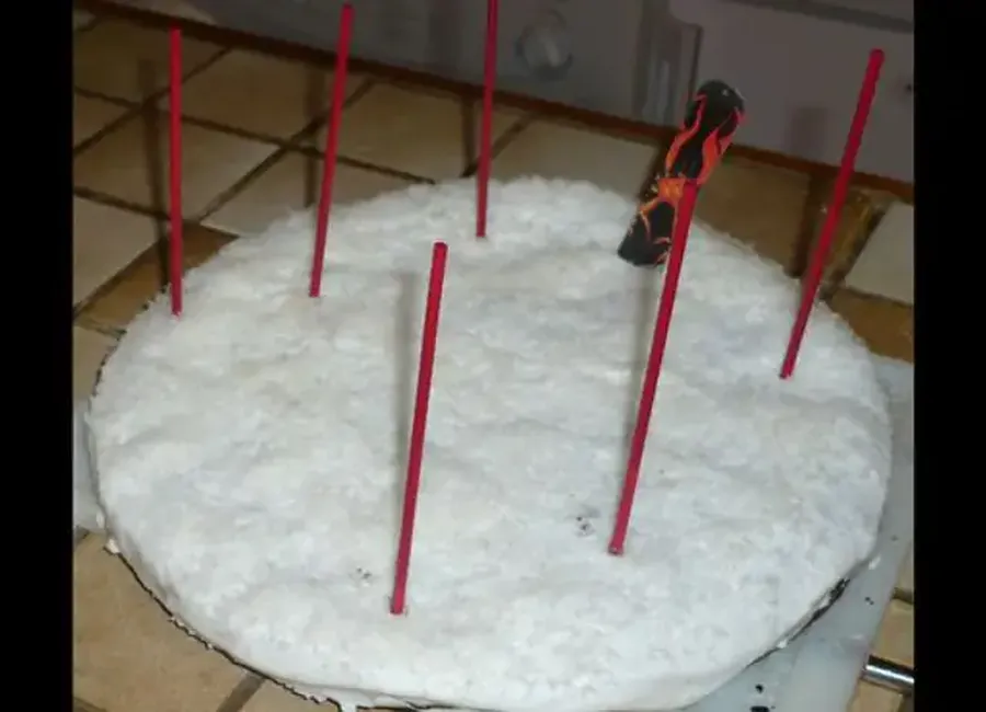 Gâteau au chocolat "piste rouge"
