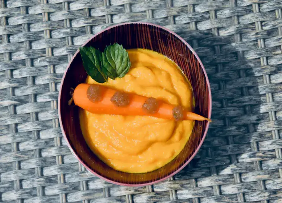 Purée de carottes à la pink lady mentholée